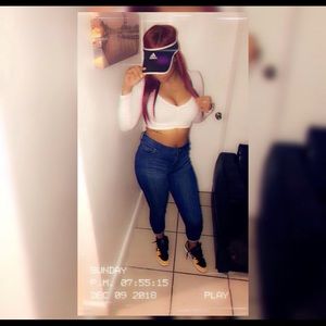 Meet your Posher, Alba